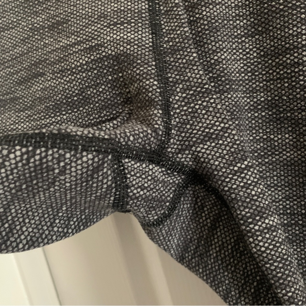 Women’s 4 LULULEMON Heathered Navy Blue White Coco Pique High Rise 7/8 Leggings‎ - Picture 4 of 6